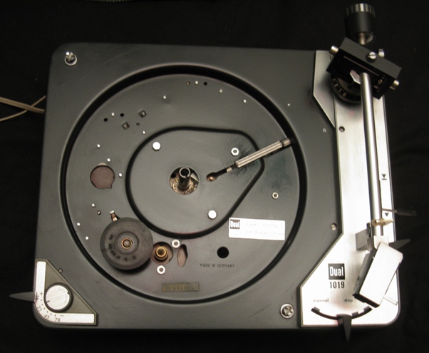 Turntable Without Platter View